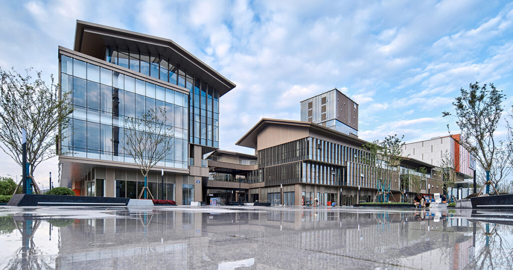 Nantong Yaojiang Commercial Plaza | team+ design consultant | World ...