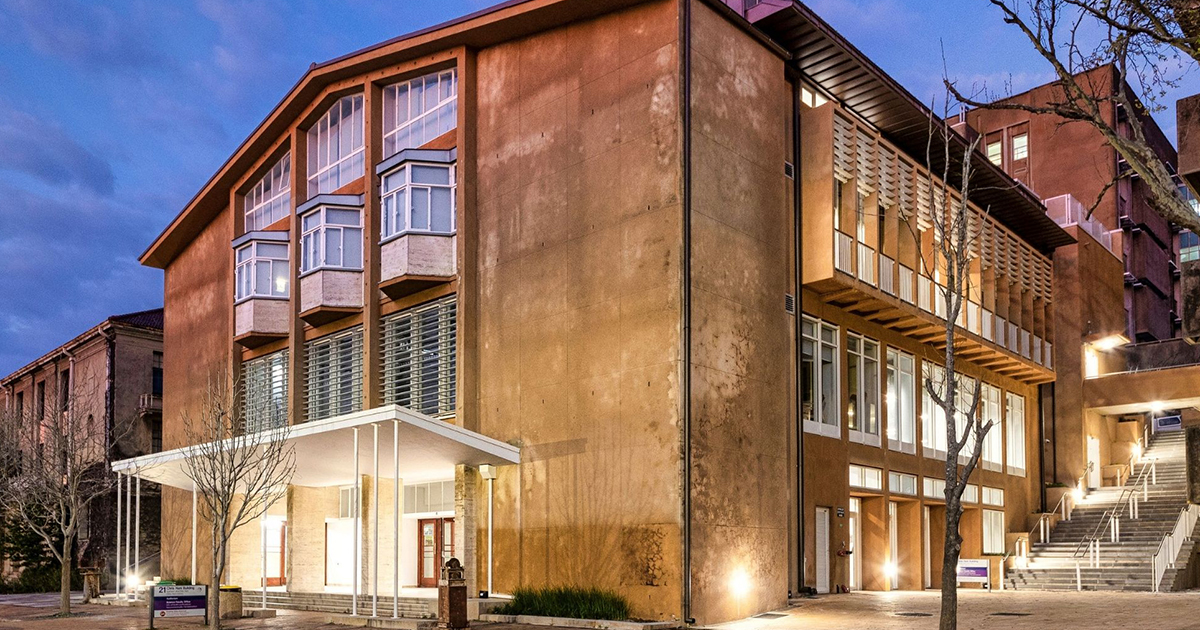 UCT Chris Hani Lecture Theatre | JAKUPA Architects and Urban Designers Pty Ltd | World Design Awards 2022